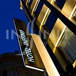 Inffinit Hotel 3*