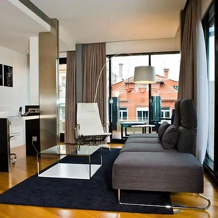 Inffinit Hotell