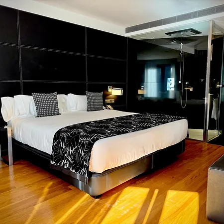Inffinit Hotell