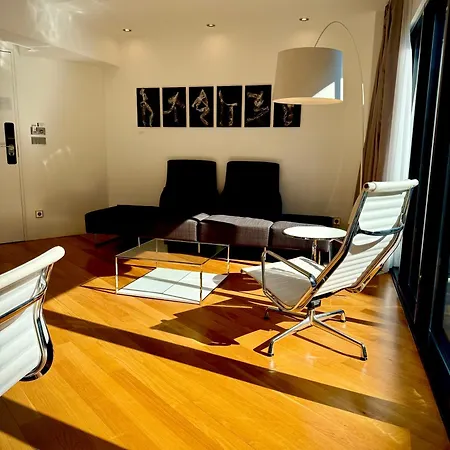 Hotel Inffinit 3*