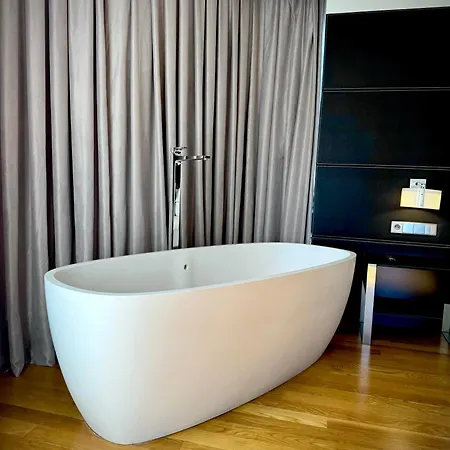 インフィニート ヴィーゴ