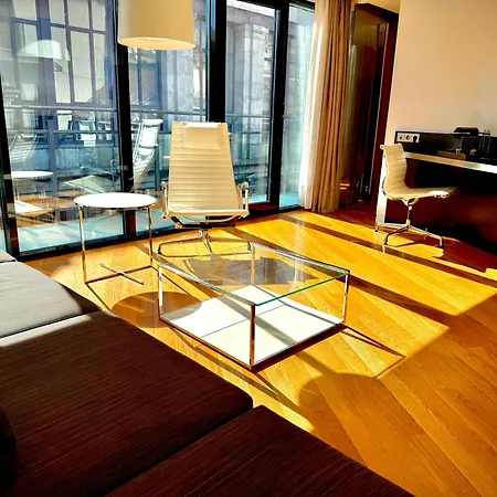 インフィニート 3* ヴィーゴ